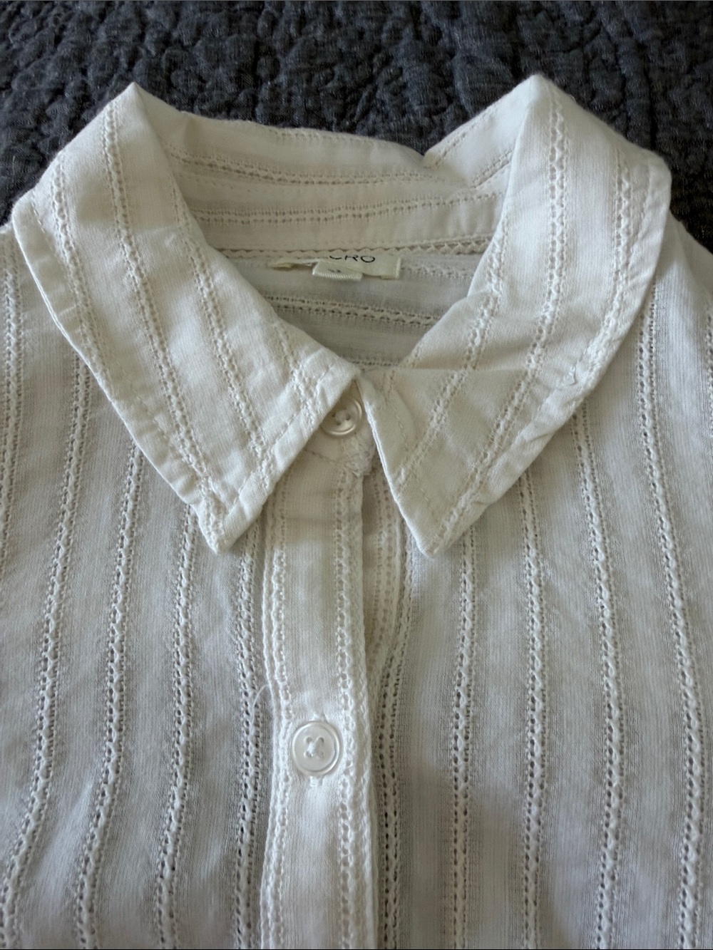 Pilcro Long-sleeve Seamed Slim Buttondown - Picture 9 of 12